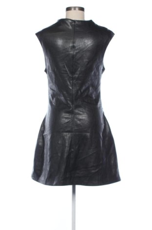 Kleid Bershka, Größe L, Farbe Schwarz, Preis 23,99 €