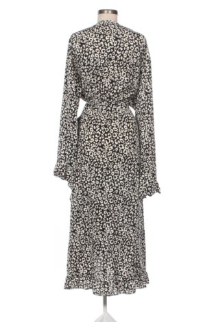 Šaty  Boohoo, Velikost 4XL, Barva Vícebarevné, Cena  567,00 Kč