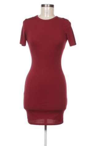 Ruha Boohoo, Méret M, Szín Piros, Ár 8 251 Ft