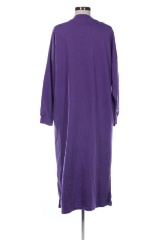 Šaty  Briston, Velikost M, Barva Fialová, Cena  729,00 Kč