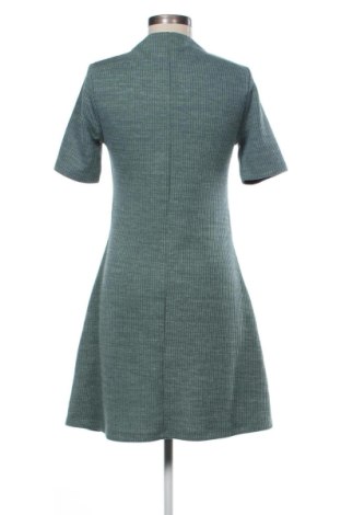 Kleid C&A, Größe M, Farbe Grün, Preis 25,99 €