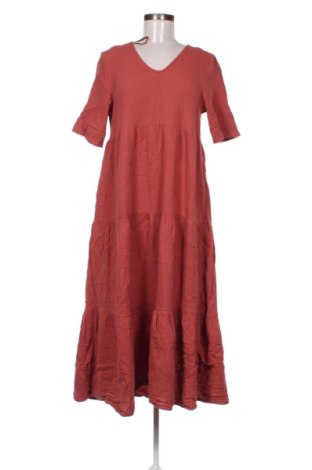 Rochie Christian Berg, Mărime M, Culoare Roșu, Preț 135,00 Lei