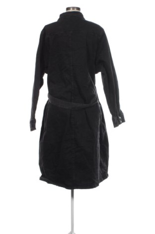 Sukienka City Chic, Rozmiar M, Kolor Czarny, Cena 129,99 zł