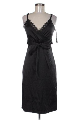 Ruha Comma,, Méret M, Szín Fekete, Ár 9 999 Ft