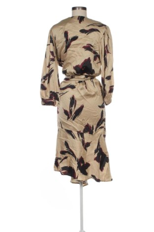 Рокля Credo, Размер XL, Цвят Многоцветен, Цена 96,00 €