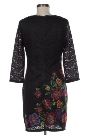 Рокля Desigual, Размер L, Цвят Черен, Цена 42,00 €