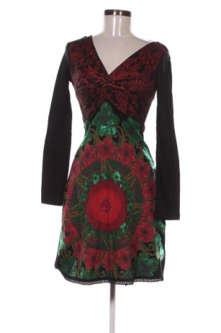 Рокля Desigual, Размер XS, Цвят Многоцветен, Цена 26,00 €