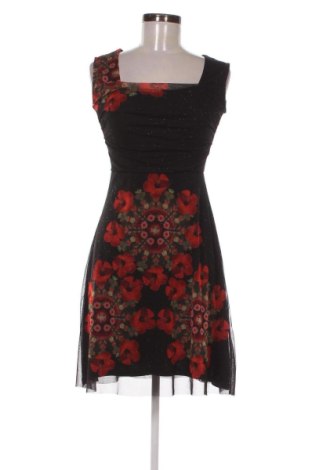 Рокля Desigual, Размер S, Цвят Многоцветен, Цена 36,00 €
