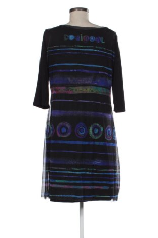 Рокля Desigual, Размер XL, Цвят Многоцветен, Цена 46,39 €