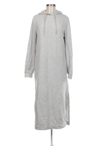 Kleid Edc By Esprit, Größe M, Farbe Grau, Preis € 13,99