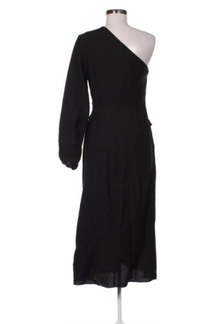 Šaty  Edited, Velikost M, Barva Černá, Cena  645,00 Kč