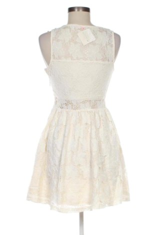 Ruha Fb Sister, Méret XS, Szín Ekrü
, Ár 8 244 Ft