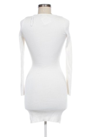 Рокля Fb Sister, Размер M, Цвят Екрю, Цена 10,22 €