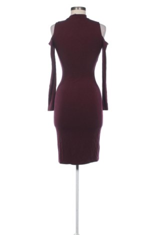 Šaty  Forever 21, Velikost S, Barva Červená, Cena  198,00 Kč