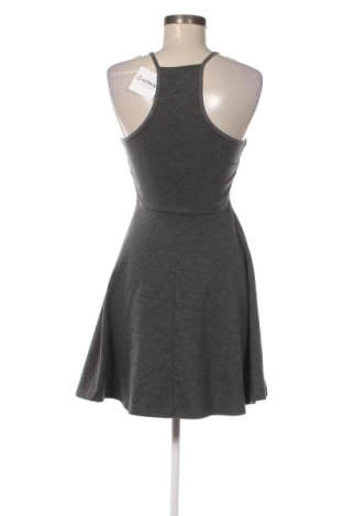Šaty  Gina Tricot, Veľkosť S, Farba Sivá, Cena  16,95 €