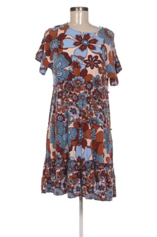 Kleid Goldenpoint, Größe M, Farbe Mehrfarbig, Preis € 14,99