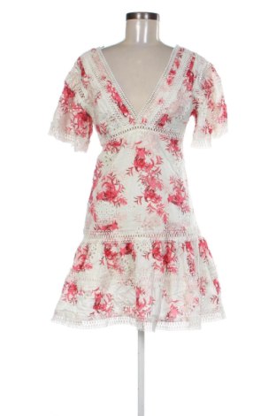 Ruha Guess, Méret M, Szín Sokszínű, Ár 16 369 Ft