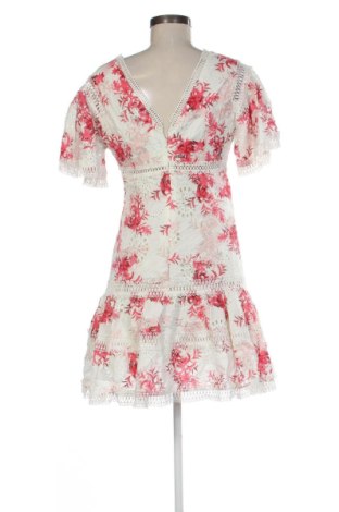 Ruha Guess, Méret M, Szín Sokszínű, Ár 16 369 Ft