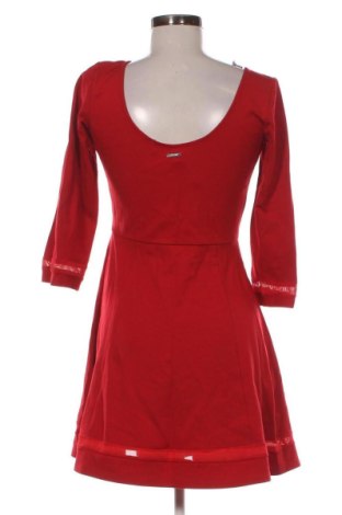 Rochie Guess, Mărime M, Culoare Roșu, Preț 208,99 Lei