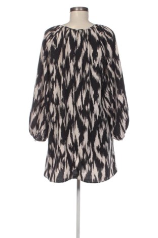 Sukienka H&M, Rozmiar S, Kolor Kolorowy, Cena 107,17 zł