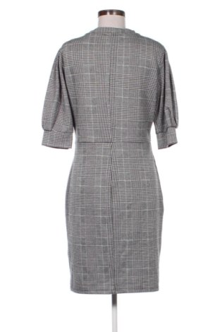 Рокля H&M, Размер L, Цвят Многоцветен, Цена 9,20 €