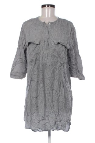 Šaty  H&M, Velikost XL, Barva Vícebarevné, Cena  599,00 Kč