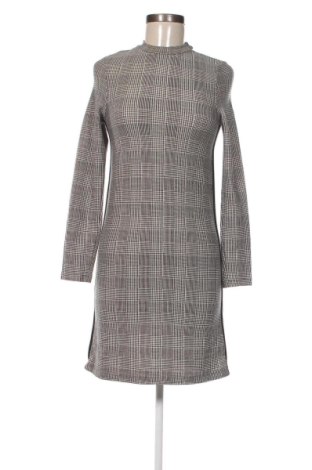 Рокля H&M, Размер XS, Цвят Многоцветен, Цена 4,60 €