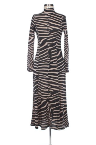 Rochie H&M, Mărime S, Culoare Multicolor, Preț 123,99 Lei