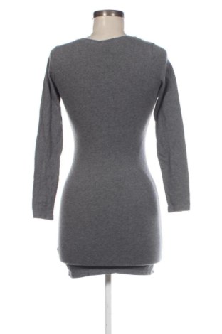 Рокля H&M Divided, Размер XS, Цвят Многоцветен, Цена 20,00 €