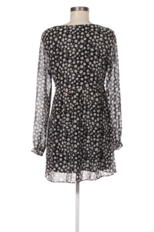 Рокля H&M Divided, Размер S, Цвят Многоцветен, Цена 4,60 €