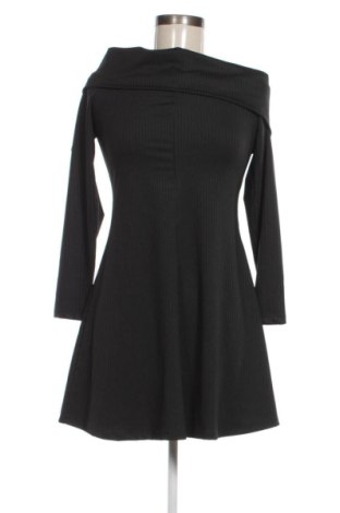 Рокля H&M Divided, Размер M, Цвят Черен, Цена 4,60 €