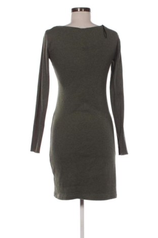 Šaty  H&M L.O.G.G., Velikost M, Barva Zelená, Cena  179,00 Kč