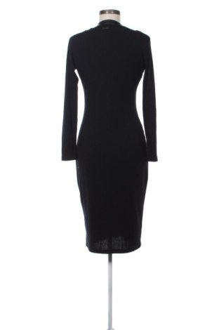 Sukienka Makalu, Rozmiar M, Kolor Czarny, Cena 225,00 zł