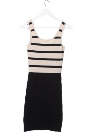 Šaty  Mango, Velikost XS, Barva Vícebarevné, Cena  339,00 Kč