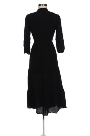 Рокля Mangoon, Размер M, Цвят Черен, Цена 12,27 €