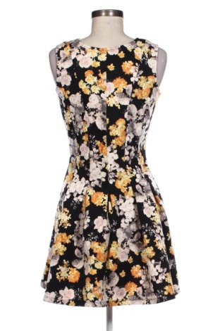 Рокля Max Mara Studio, Размер S, Цвят Многоцветен, Цена 93,12 €