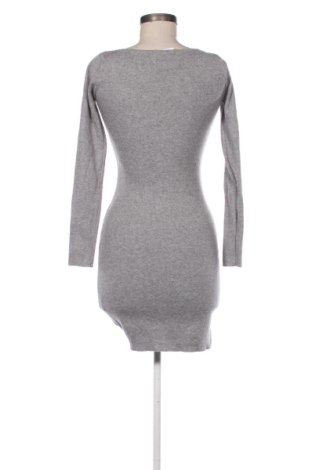 Sukienka Mc Lorene, Rozmiar M, Kolor Szary, Cena 60,99 zł