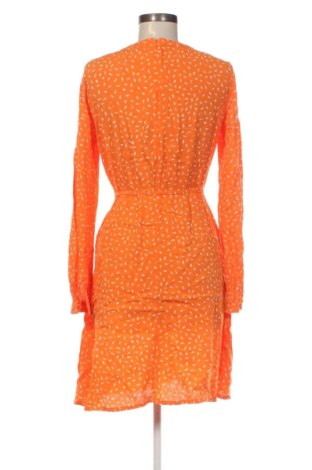 Рокля Minimum, Размер XS, Цвят Многоцветен, Цена 7,66 €