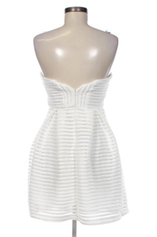 Ruha Missguided, Méret M, Szín Fehér, Ár 4 489 Ft