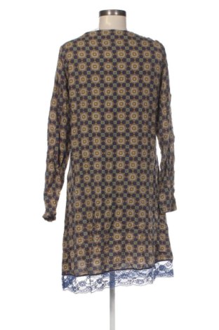 Kleid Motel, Größe M, Farbe Mehrfarbig, Preis € 12,99