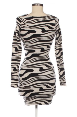 Šaty  NA-KD, Velikost XS, Barva Vícebarevné, Cena  660,00 Kč