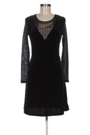 Ruha ONLY, Méret M, Szín Fekete, Ár 5 919 Ft