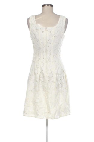 Šaty  Orsay, Velikost M, Barva Bílá, Cena  409,00 Kč