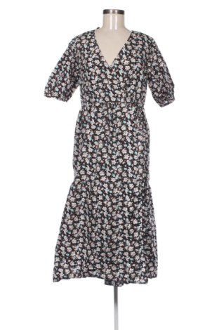 Šaty  Pieces, Velikost L, Barva Vícebarevné, Cena  1 169,00 Kč