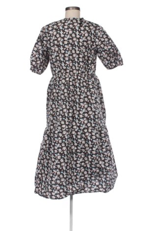 Šaty  Pieces, Velikost L, Barva Vícebarevné, Cena  1 169,00 Kč