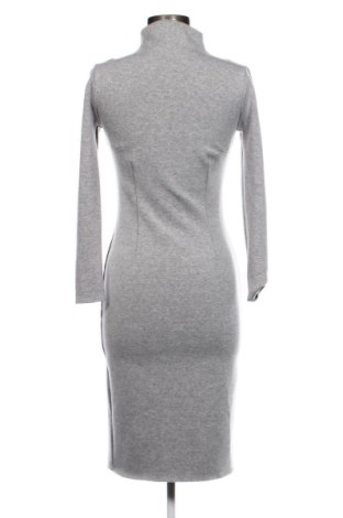 Rochie Poema, Mărime M, Culoare Gri, Preț 118,00 Lei