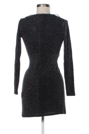 Šaty  Pull&Bear, Velikost XS, Barva Vícebarevné, Cena  599,00 Kč