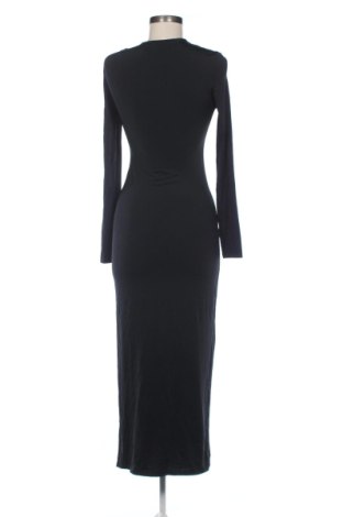 Šaty  Pull&Bear, Velikost M, Barva Černá, Cena  599,00 Kč