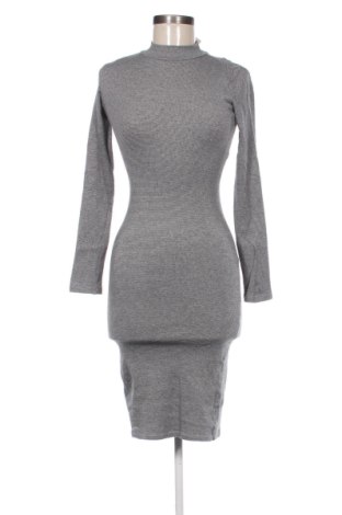 Ruha Pull&Bear, Méret S, Szín Szürke, Ár 8 264 Ft