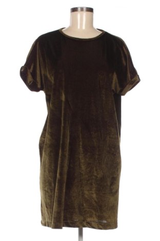 Sukienka Pull&Bear, Rozmiar L, Kolor Zielony, Cena 34,99 zł